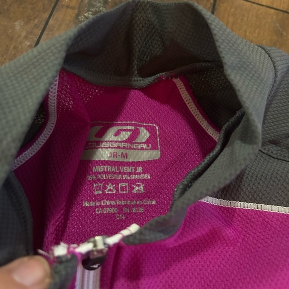 Louis Garneau Mistral Vent JR Size JM 1020695 Magenta Cycling Jersey Medium - Picture 3 of 6